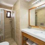 Hotel Ayka *