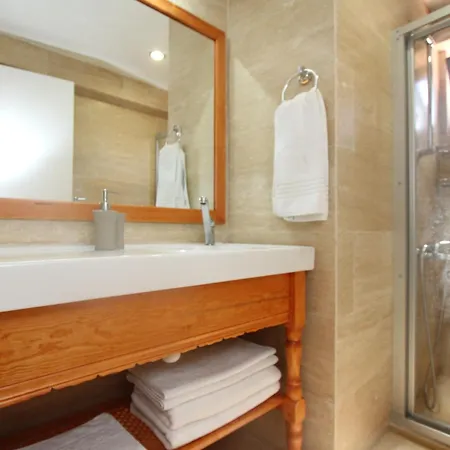 Ayka Otel